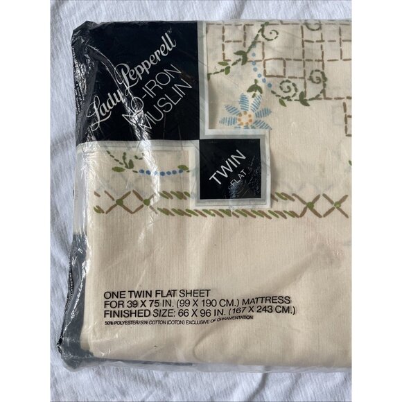 Lady Pepperell No-Iron Twin Flat Sheet Stitchery Design 39x75 In Finished 66x96 - Picture 3 of 8